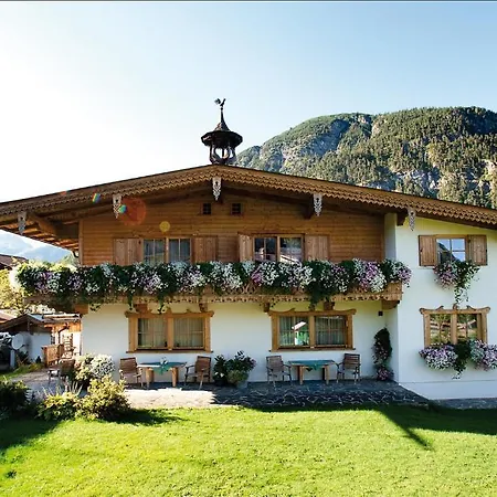 Haus Gerlinde Guest house 3*